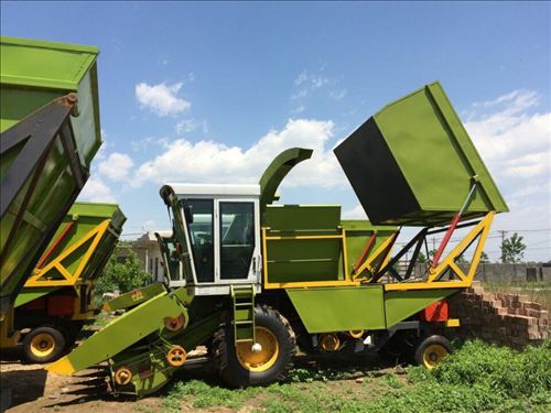 玉米青儲(chǔ)機(jī)