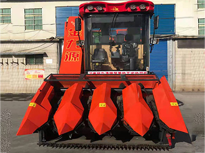 新型玉米割臺(tái)